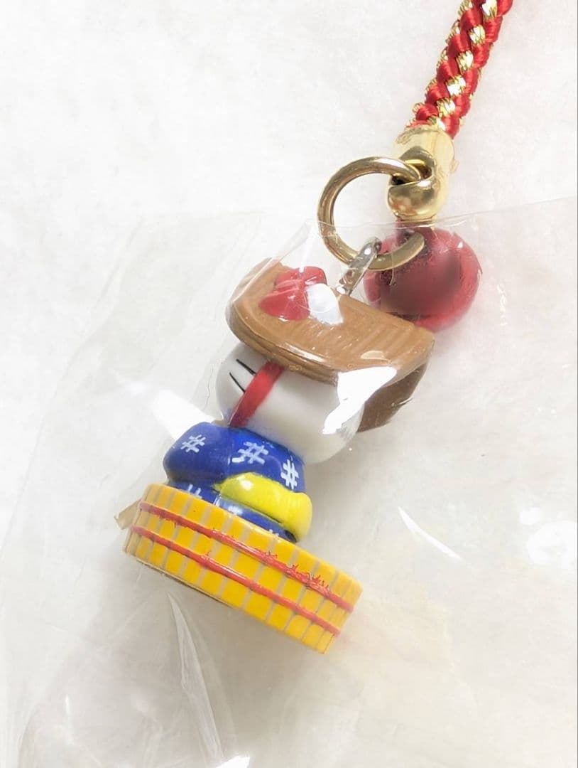 ご当地キティ 根付け 佐渡島限定 たらい舟 ストラップ - メルカリ