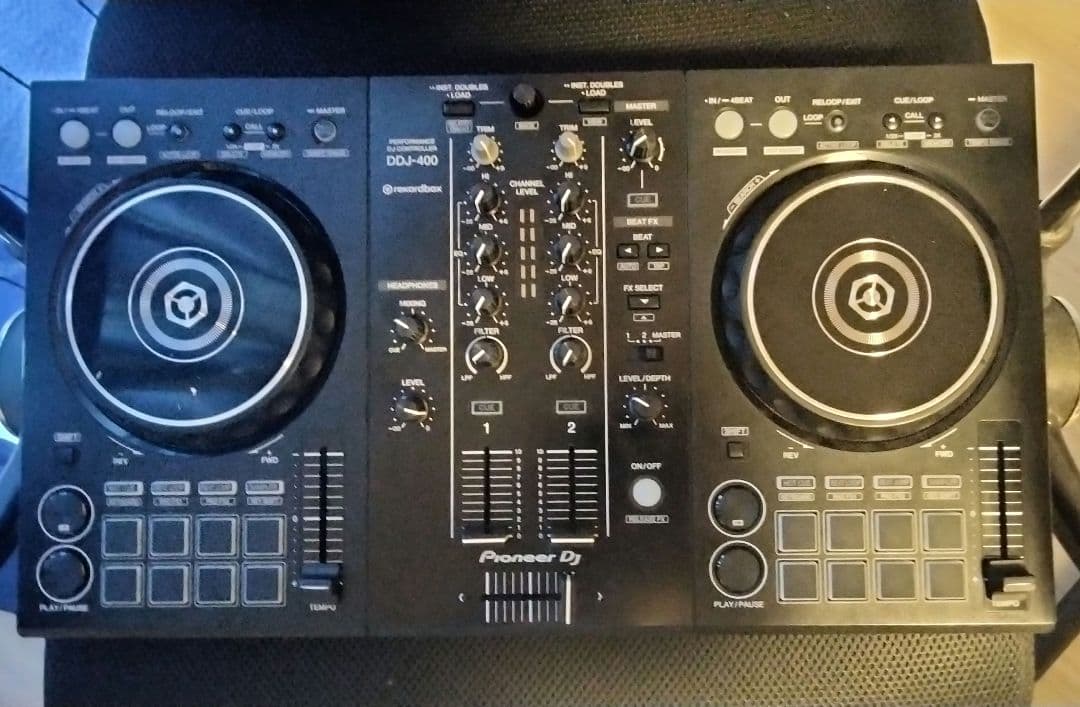 Pioneer DJコントローラー DDJ-400 DDJ-400 - 2-channel DJ controller for rekordbox dj (Black)
