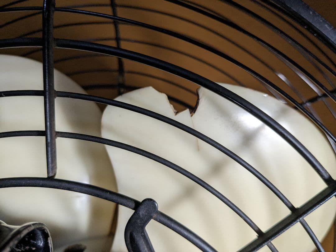 扇風機 昭和レトロ 東芝 Toshiba 夕顔 LP形 4枚羽根 東芝 - メルカリ