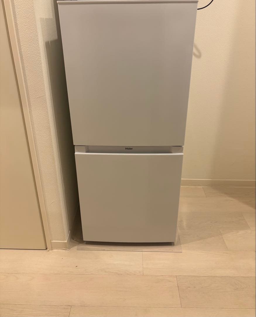 Haier 冷蔵庫 JR-NF121C ホワイト Haier Haier 121L 2ドア 冷凍冷蔵庫 JR-NF121C-W ホワイト (右開き