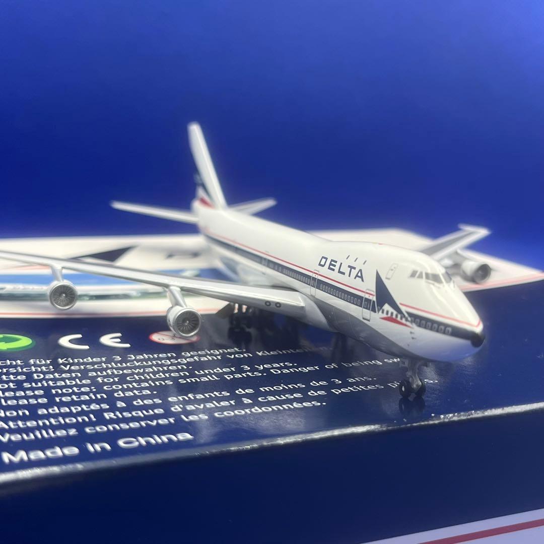 DELTA デルタ航空 747-100 N9898 1/400 モデル