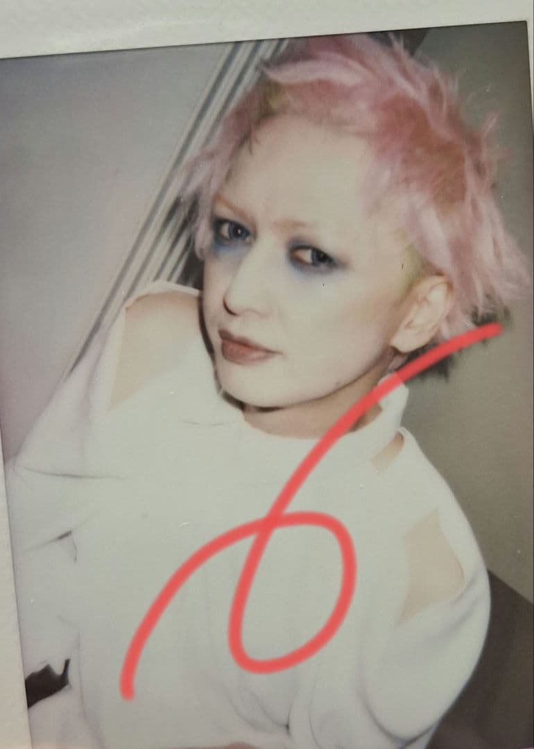 BugLug 一聖 チェキ ⑥ - メルカリ