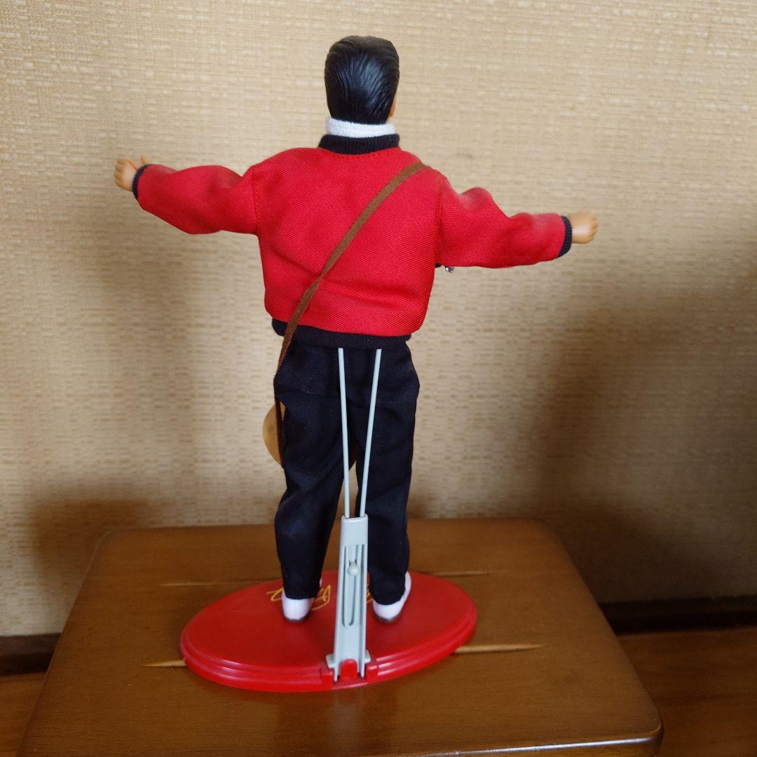 エルビス・プレスリー フィギュア 赤ジャケット - メルカリ