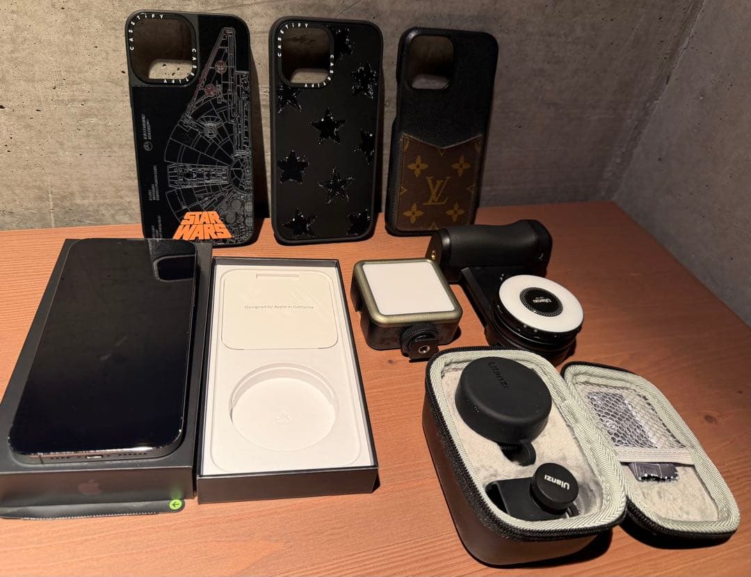 iPhone13 Pro Max スペースグレー　256GB Amazon.com: Apple iPhone 13 Pro Max, 256GB, Graphite - Unlocked