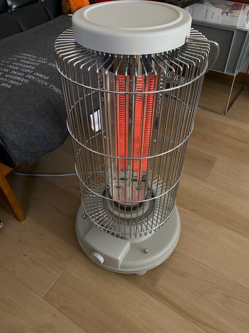 AND DECO 電気ヒーター 円筒形AND DECO 電気ヒーター 円筒形 AND DECO