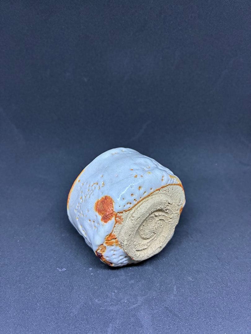 安藤日出武 志野 ぐい呑み 共箱 - メルカリ