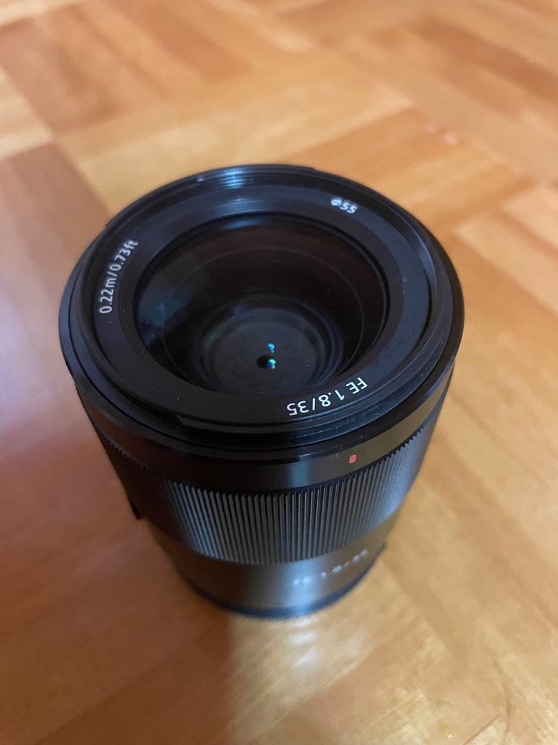FE 1.8/35 単焦点レンズ FE 35mm F1.8 | デジタル一眼カメラα（アルファ） | ソニー