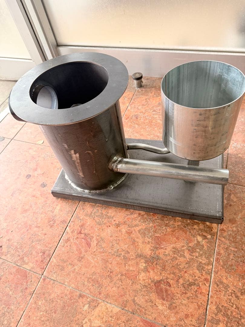 廃油ストーブ 耐熱塗装無し 送風機付き - メルカリ