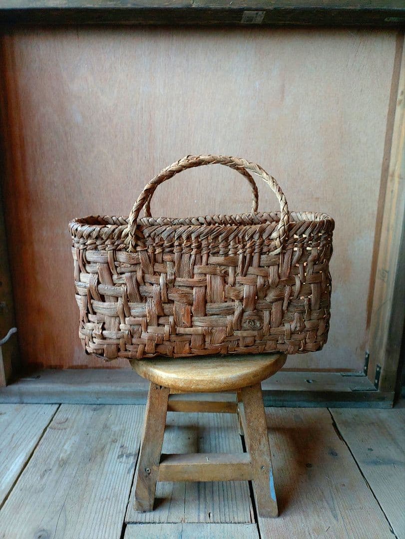 ぱ*ぽ様 信州安曇野の山葡萄かごバック 里山手仕事 - バッグ