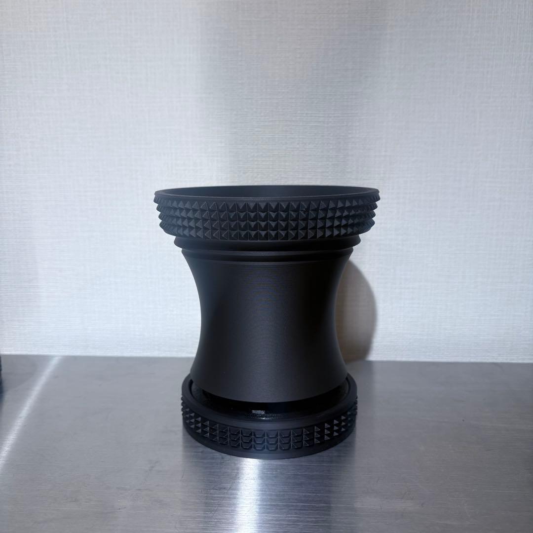 STUDS 03 MatteBlack+ 4.5号 作家鉢 台座付き STUDS 03 MatteBlack+ 4.5号 作家鉢 台座付き STUDS 03 MatteBlack+