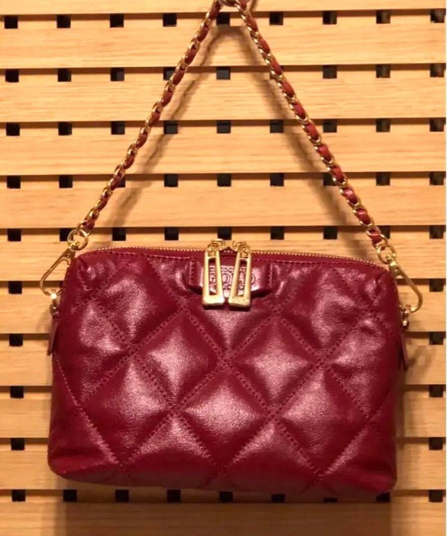 【美品】✨ココセリュクスゴールド✨ハンドバッグ✨キルティングレザー✨送料込み✨ ココセリュックスゴールド COCOCELUX GOLD レザーバッグ キルティング