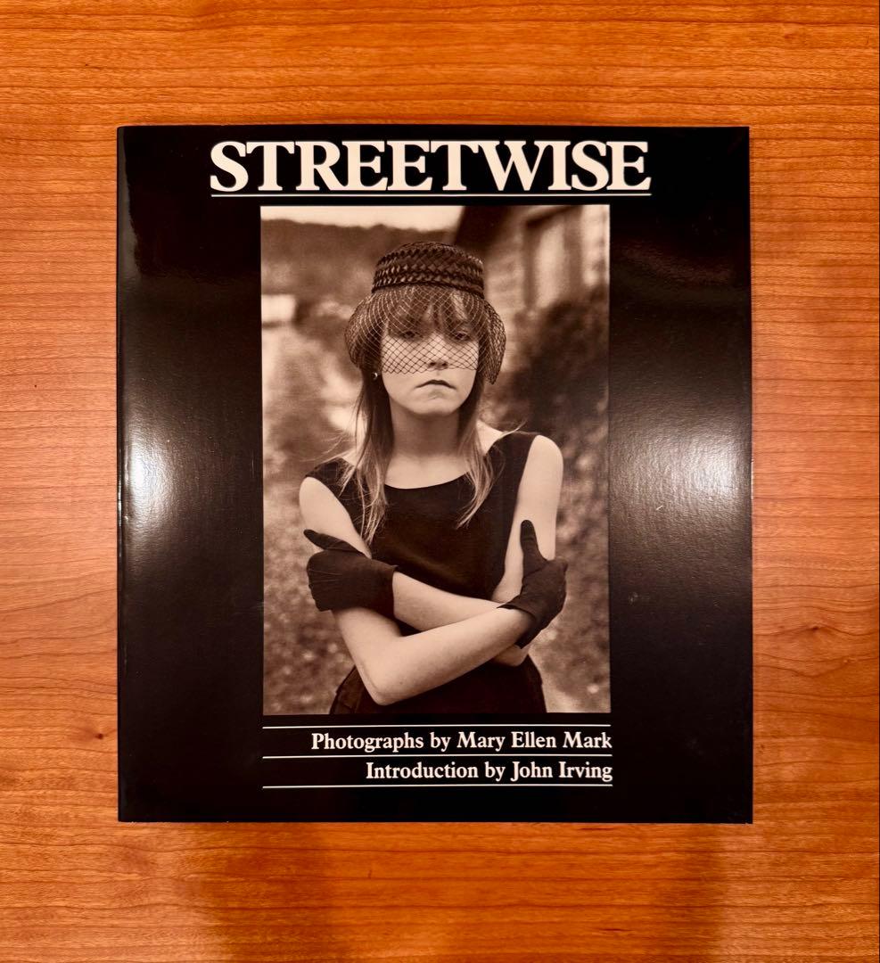 Streetwise Mary Ellen Mark 写真集 Amazon.co.jp: Streetwise : Mark, Mary Ellen: 洋書