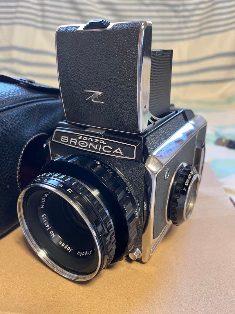 Zenza Bronica S2 フィルムカメラ Nikkor-P 75mm ゼンザブロニカ Zenza Bronica S2 後期モデル / Nikon Nikkor-P 75mm