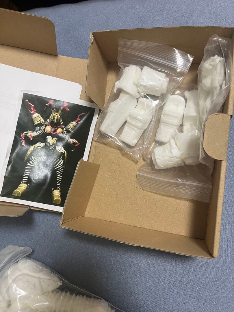 大村ジュリエットカメラ　怪獣　ペダニウムゼットン　ガレージキット Amazon.co.jp: ウルトラ怪獣DX ベリアル融合獣ペダニウムゼットン