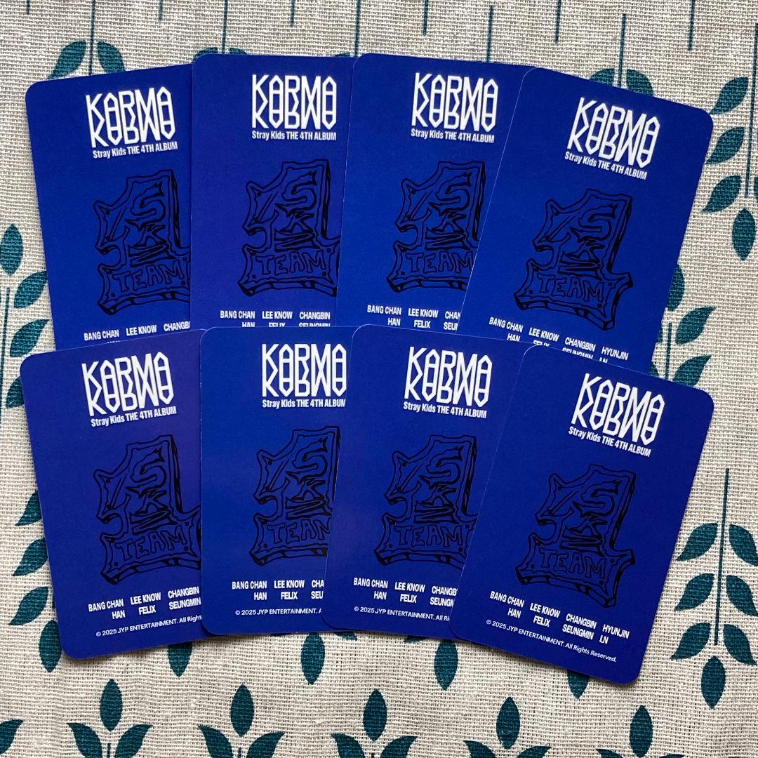 Straykids KARMA POPUP ユニフォーム セット全員8枚 - メルカリ