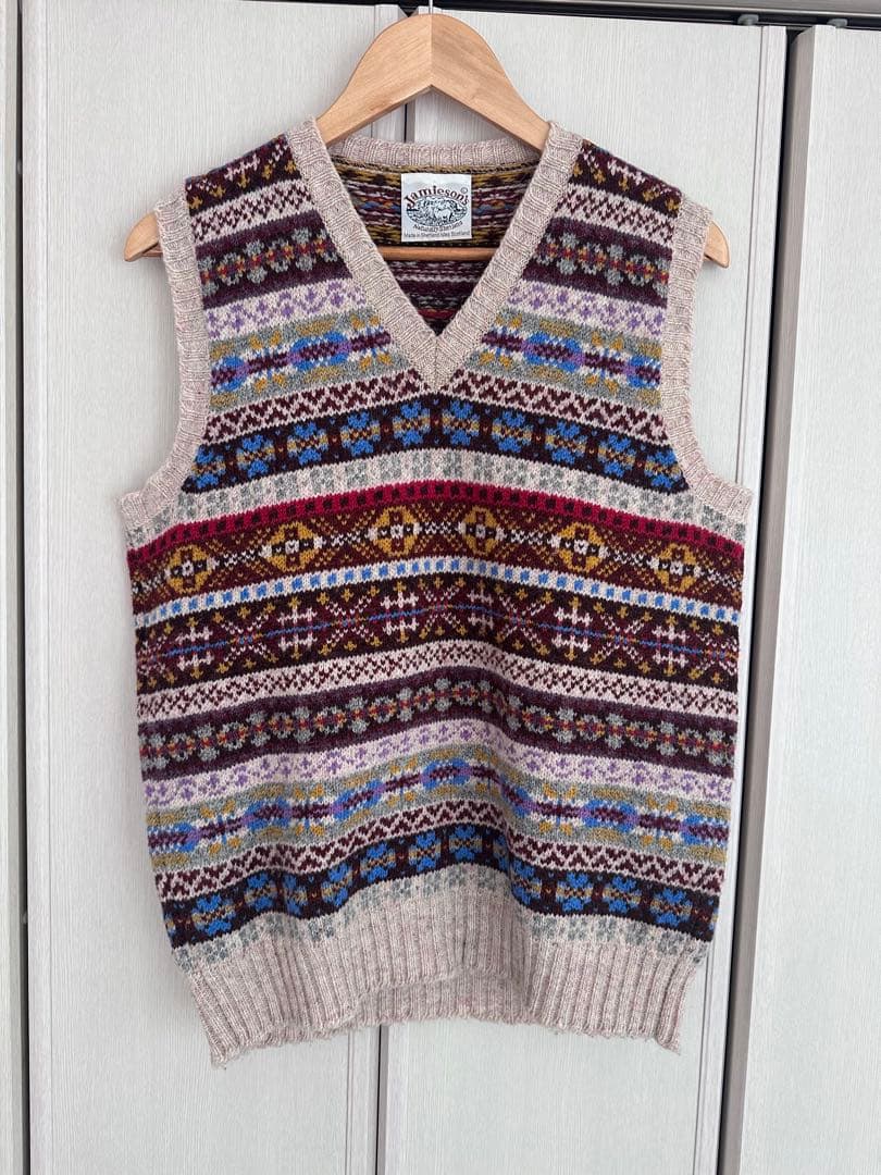Jamieson's ノルディック柄 Vネックベスト Jamieson's of Shetland JAMIESONS (ジャミーソンズ） フェアアイル V