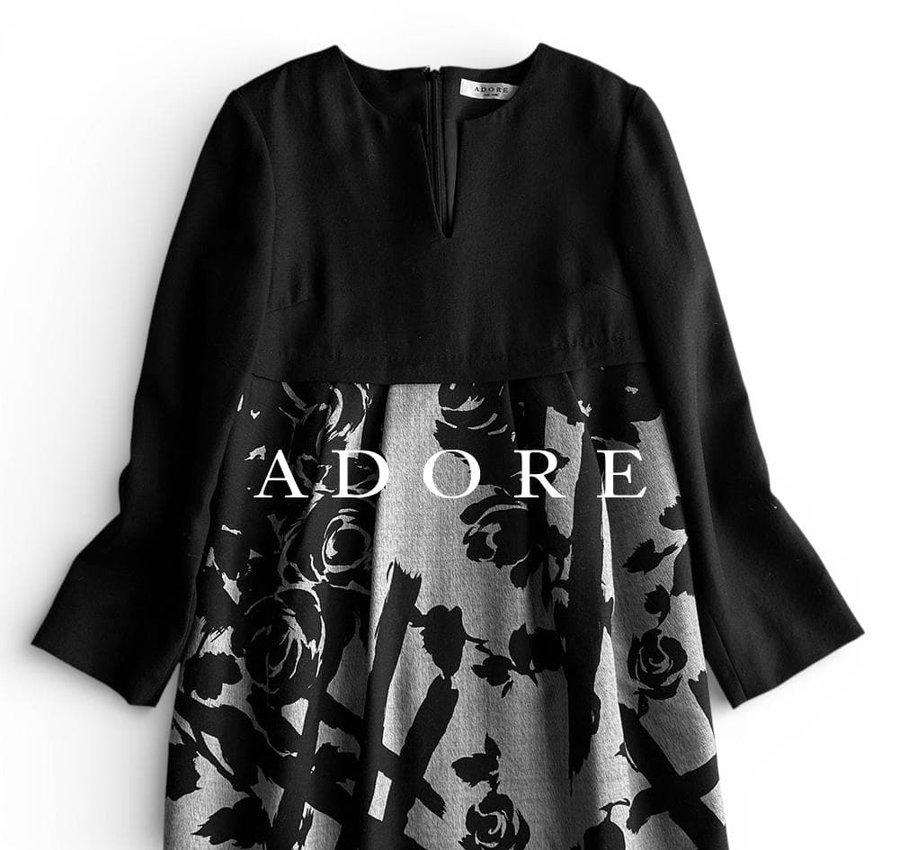 美品 アドーア 極上 落ち感ウール モノトーンボタニカルフラワー切替