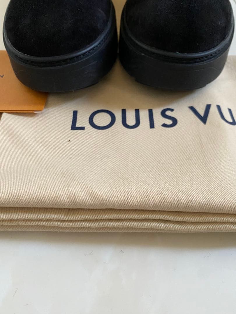 23年製 ルイヴィトン スノードロップ ムートン ショート ブーツ 24.5cm