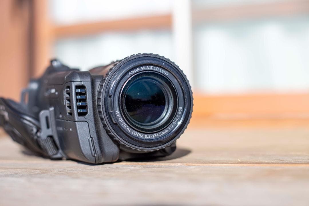 Canon iVIS GX10 使用時間30時間未満 4K60P おまけ付きの通販はau PAY