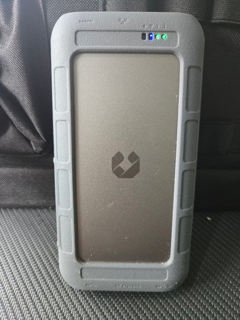 UnityDriveポータブルNAS16TSSD付き 海外で話題沸騰！手のひらサイズの16TBストレージ「UnifyDrive UT2」が