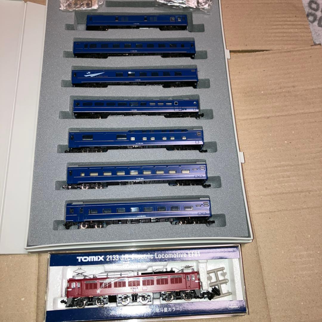 TOMIX 92608＋2133 24型24形北斗星＋電気機関車セット N) 2133 JR東日本 EF81形 交直流形電気機関車「北斗星」カラー