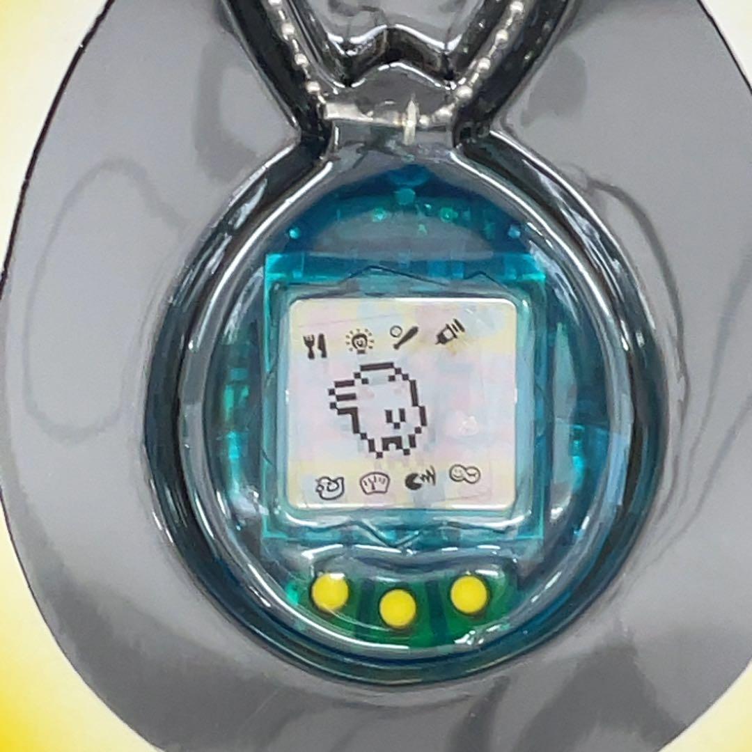 新品・英語版】バンダイ 初代 たまごっち 海外版 ⑤ クリアブルー