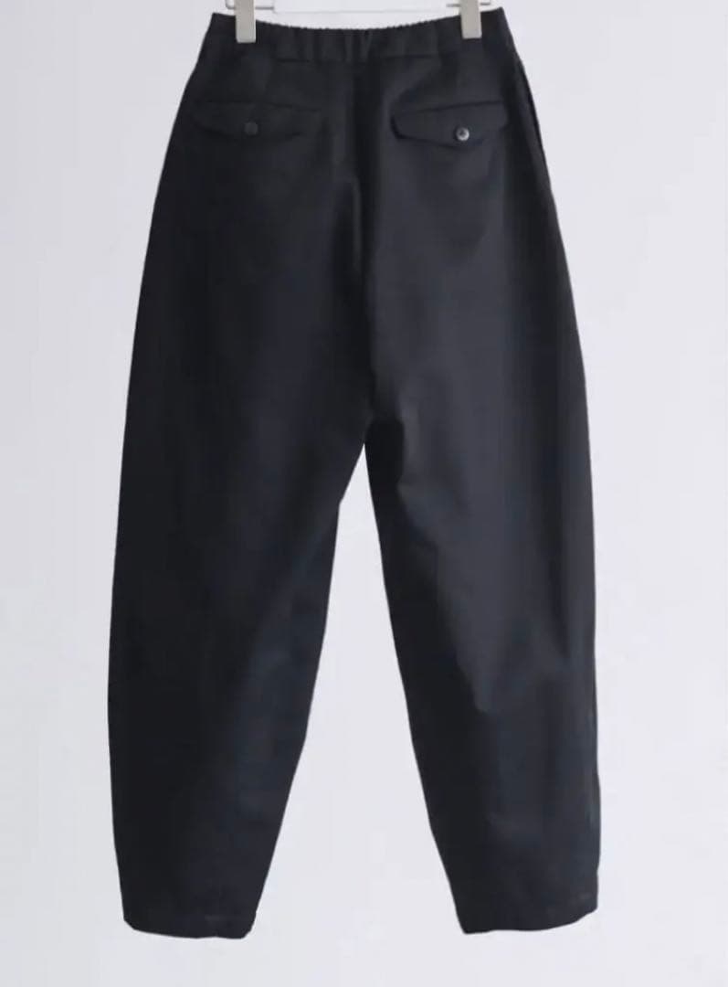 Nala cocoon chino pants black Sサイズ