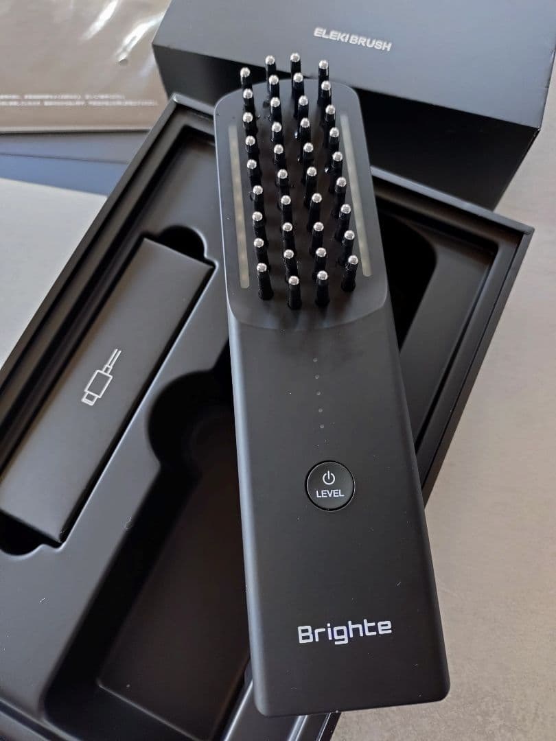 ブライト エレキブラシ Brighteから発売のELEKI BRUSH（エレキブラシ） | LUXEL ｜ 美容師