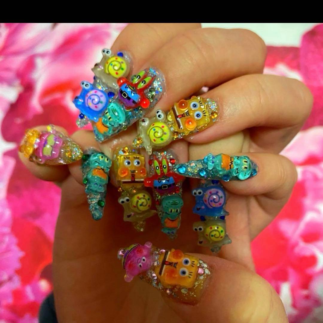 スポンジボブ ネイルパーツ♡ - メルカリ