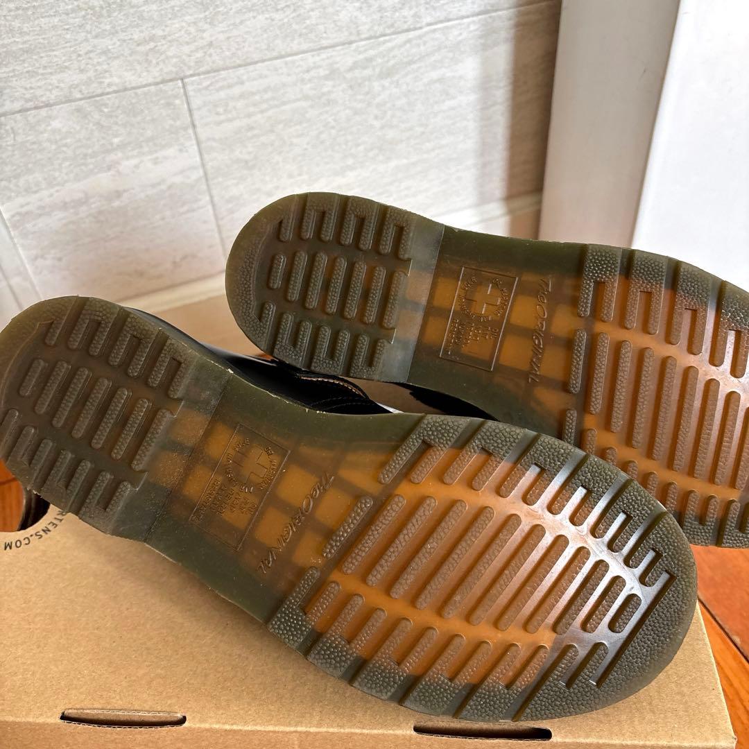 ドクターマーチン POLLEY us7サイズ 4852001の通販はau PAY マーケット