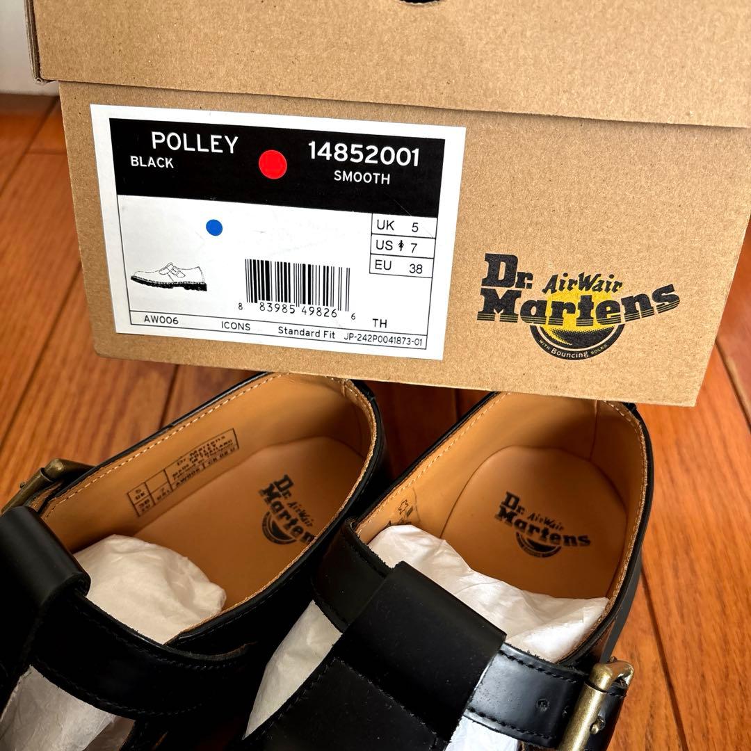 ドクターマーチン POLLEY us7サイズ 4852001の通販はau PAY マーケット