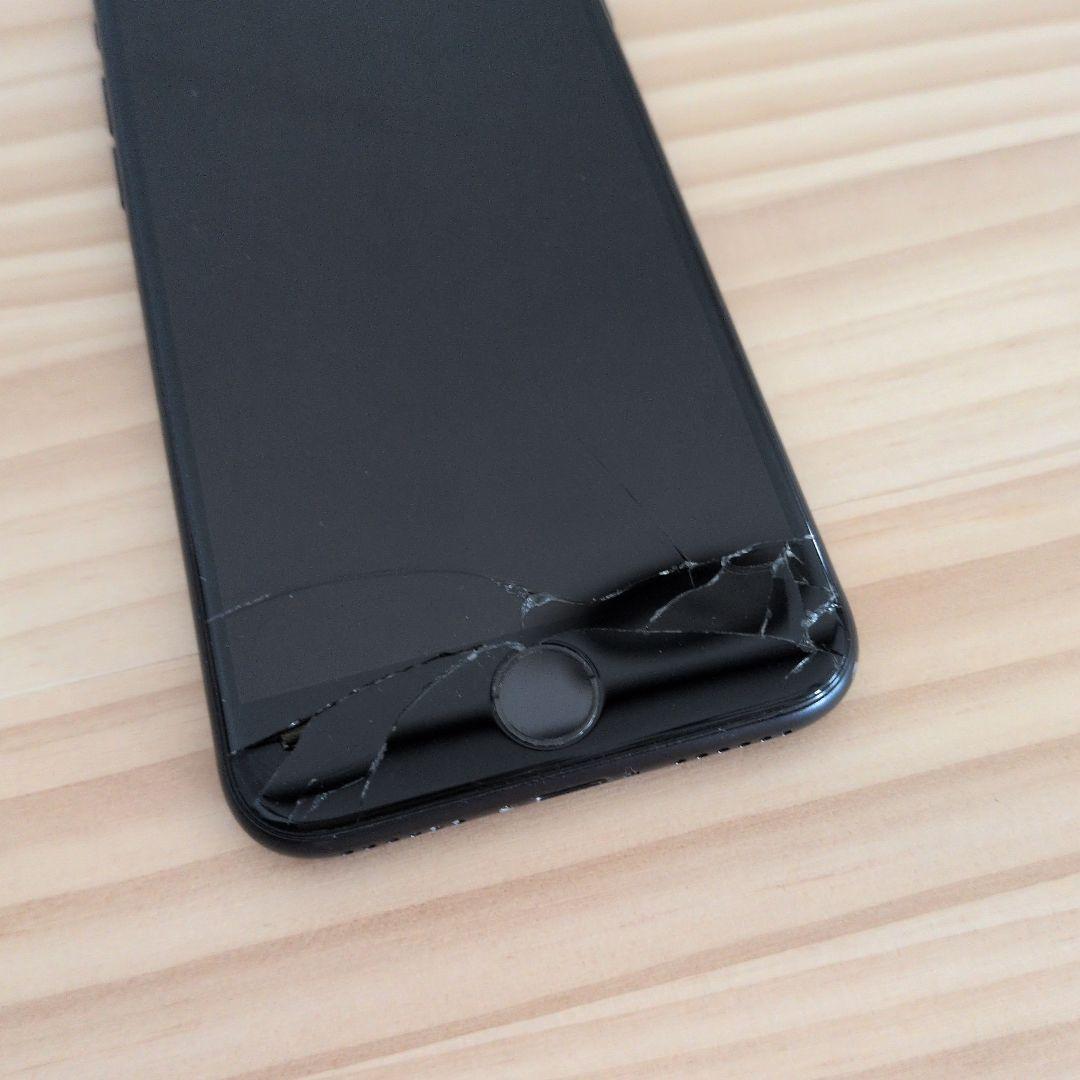 iPhone SE 第2世代 64GB ブラック ジャンク品 - メルカリ