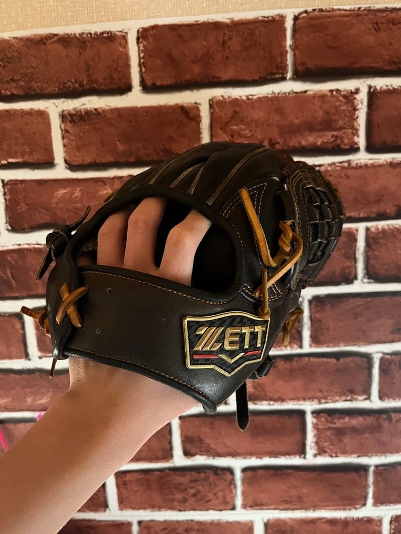 ZETT PROSTATUS 硬式グローブ源田モデル お値下げ交渉可❗️ プロステイタス ゼット ZETT 硬式グローブ 内野手用 右投げ 源田モデル