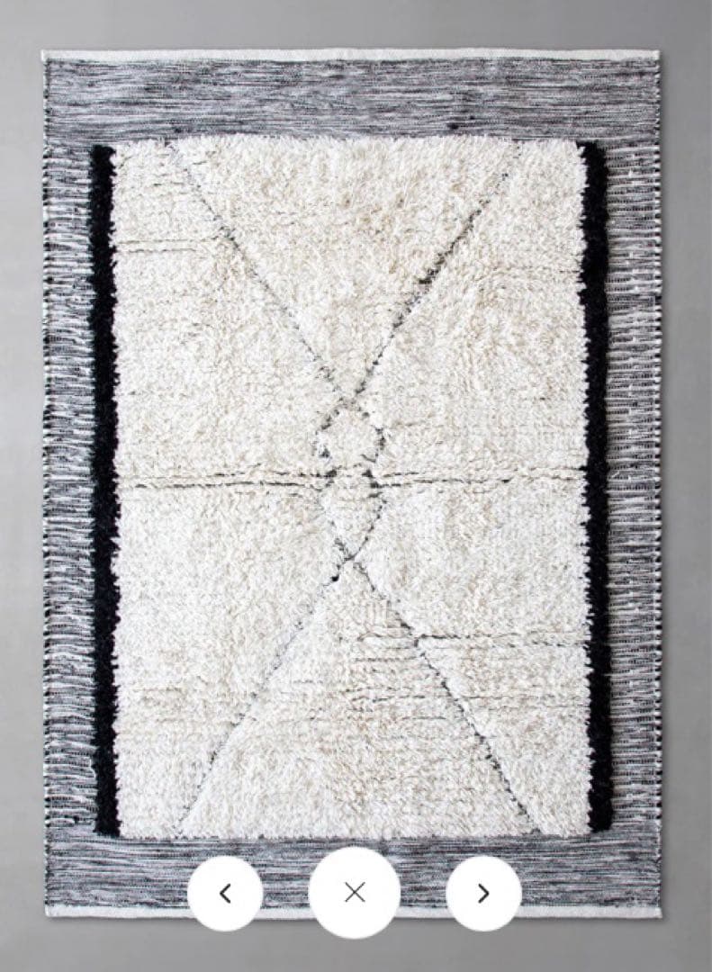 Rug Ruモロッコ風ラグ　新品未使用 140x200cm 完売人気商品です Rug Ruモロッコ風ラグ 新品未使用 140x200cm 完売人気商品です - メルカリ