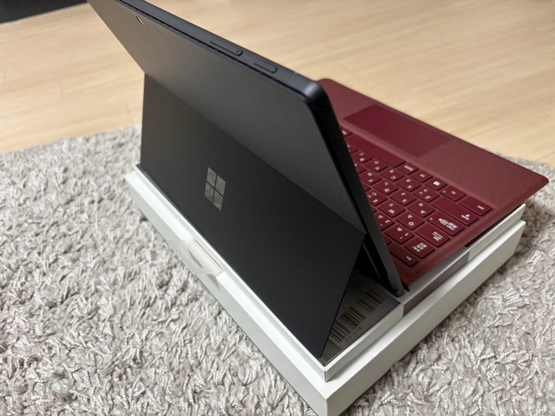 T*a様 ⭐︎Surface Pro 6 ブラック⭐︎タイプカバー付属 バッテリ バッテリー交換が無料梱包キットでらくらく解決！】Microsoft Surface