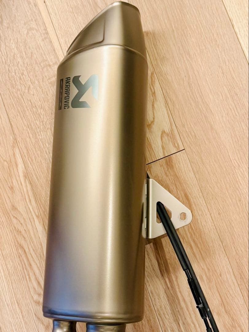 新品 CBR1000RR-R 2024モデル純正アクラポビッチ サイレンサー - メルカリ