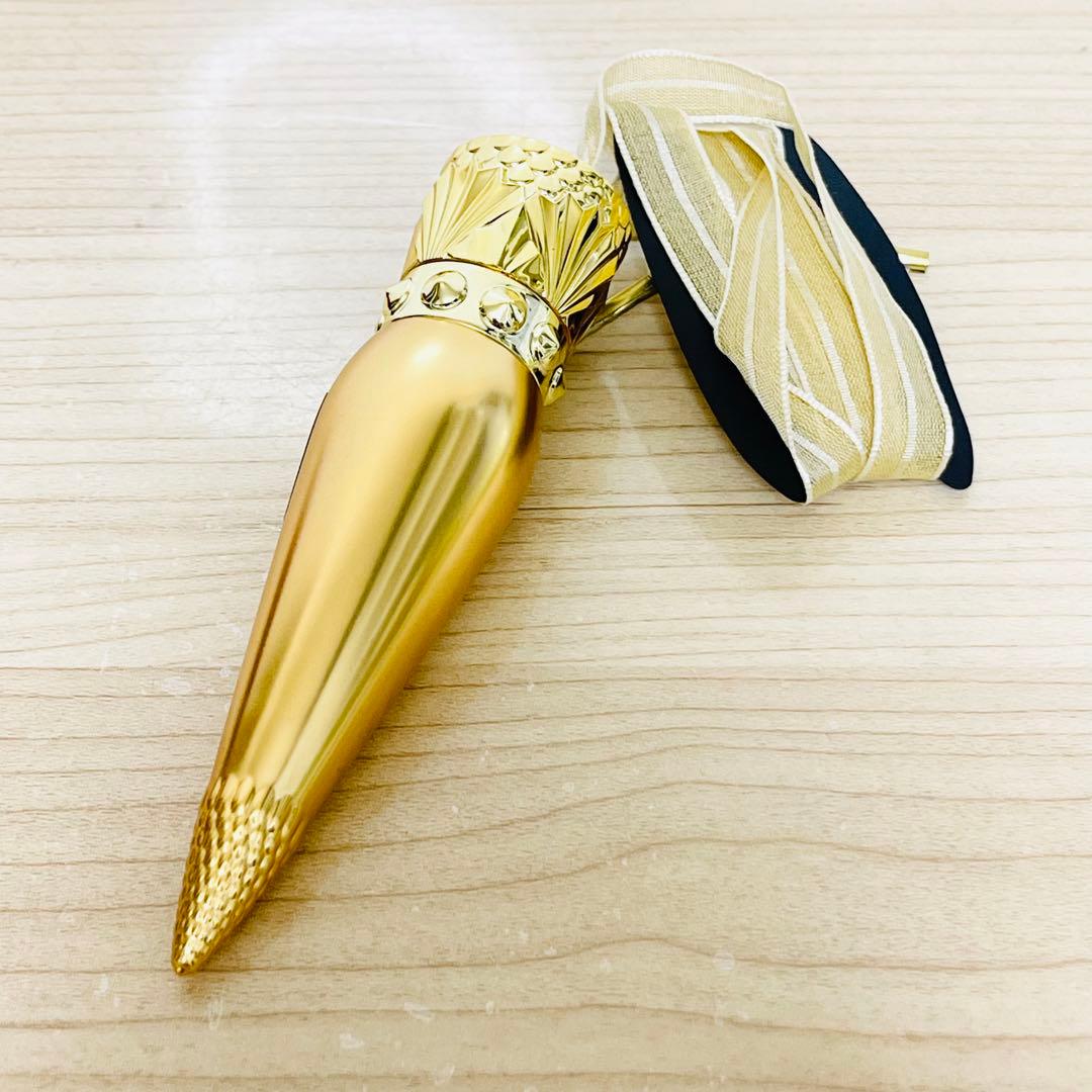 新品未使用 クリスチャン ルブタン ベルベットマット エピックブル