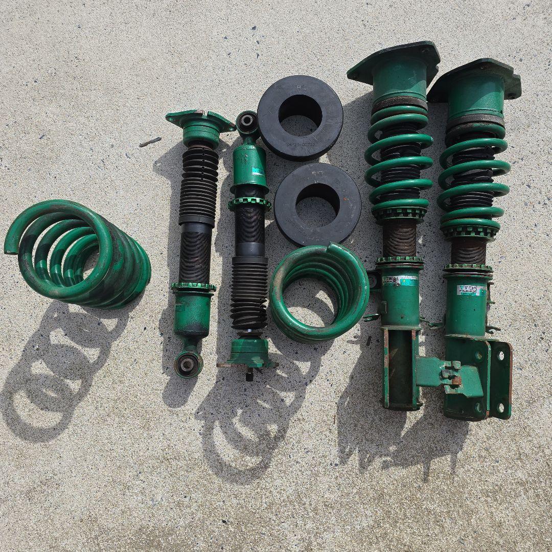 TEIN サスペンションキット 緑色 - メルカリ