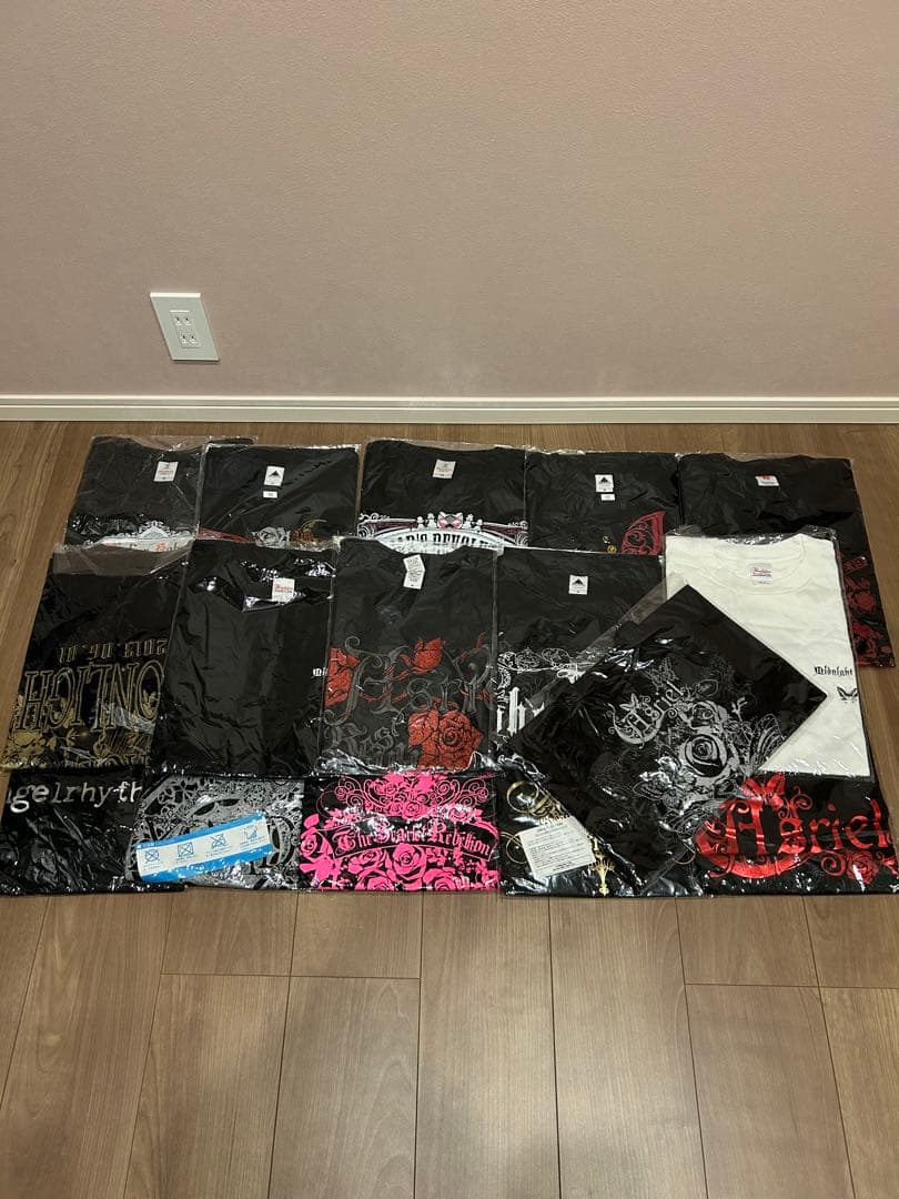 Asriel MISLIAR ライブTシャツセット hololive STAGE World Tour '24 -Soar!- AZKi T-Shirt – OMOCAT