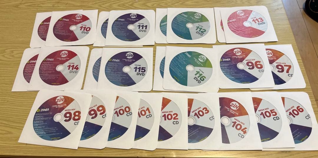 【新品未使用】ZUMBA CO/DVD まとめ売り【総額63,000円】