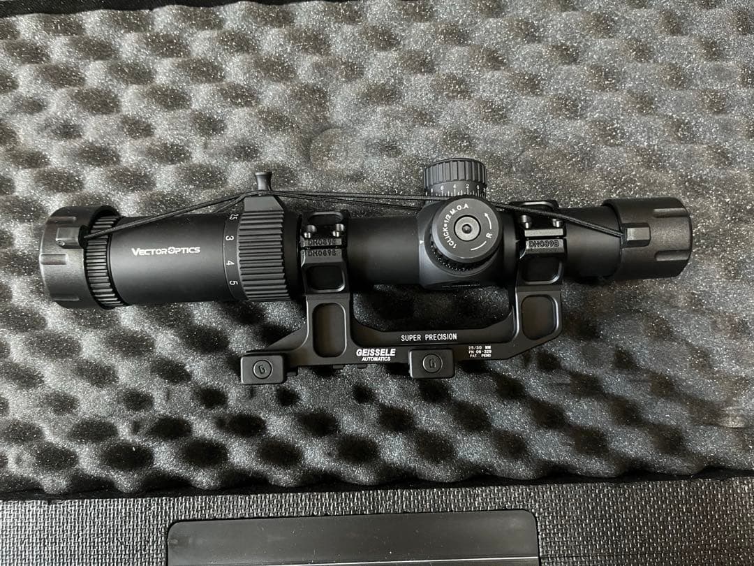 ベクターオプティクス Forester 1-5x24SFP GenII 第二世代 Amazon.co.jp: ベクターオプティクス ライフルスコープ Forester 1