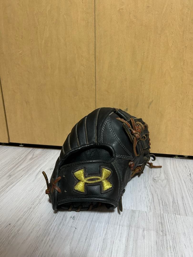 Under Armour 硬式　外野用グローブ 全紐交換済み (高校野球対応)】 アンダーアーマー 硬式グローブ / 外