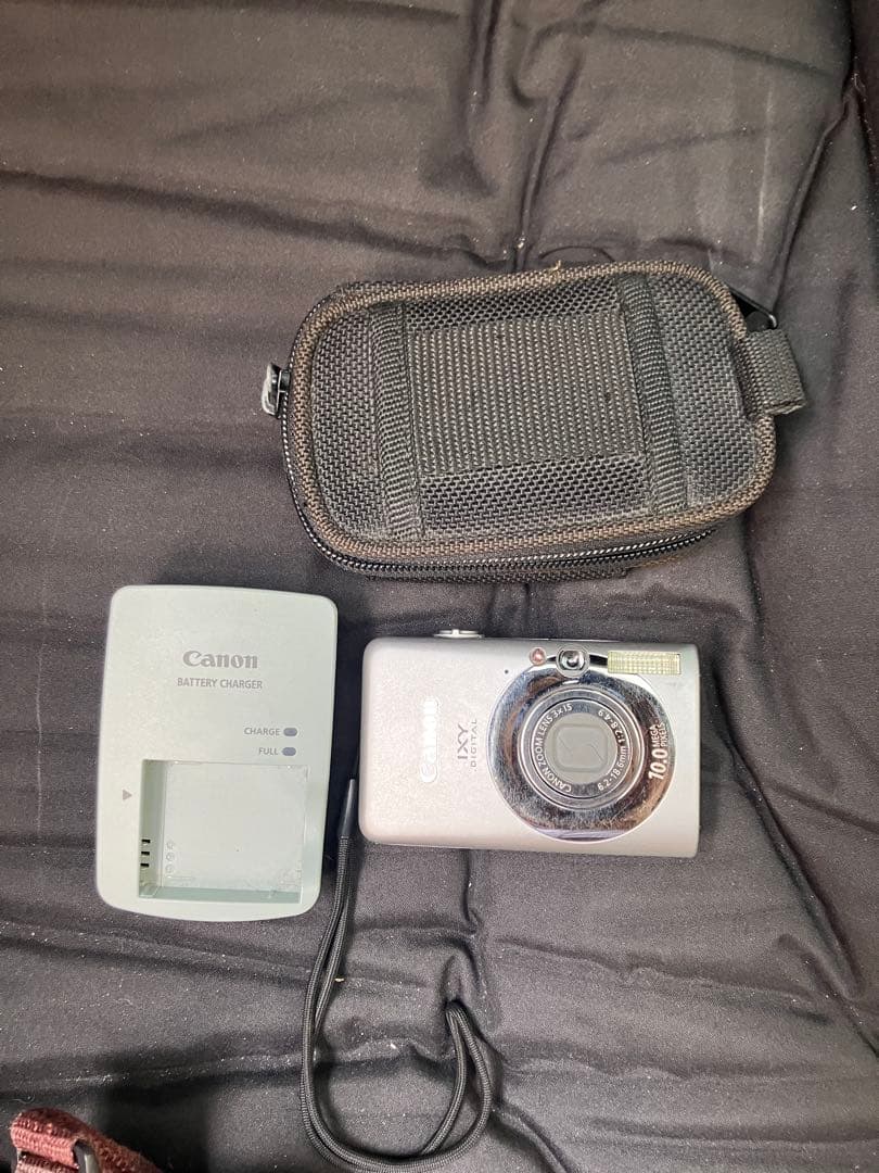 Canon IXY デジタルカメラ 本体と付属品 Amazon | Canon デジタルカメラ IXY (イクシ) DIGITAL 910 IS(シルバー