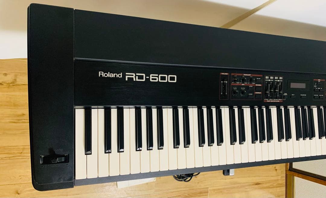 Roland RD-600 88鍵盤 ステージピアノ 電子ピアノ 97年製 - メルカリ