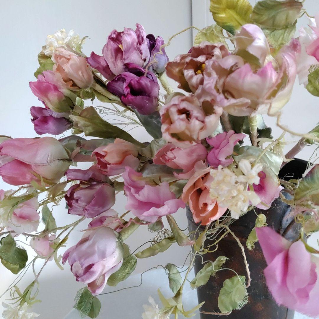 布花作品♡チューリップアレンジ チューリップ🌷 4本揃うと豪華になってとても可愛いです🥰🥰 こちらも