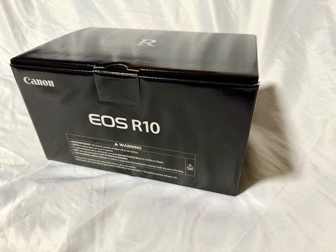 Canon EOS R10ボディ　新品　未使用 Amazon | Canon ミラーレス一眼カメラ EOS R10 ボディ(レンズなし