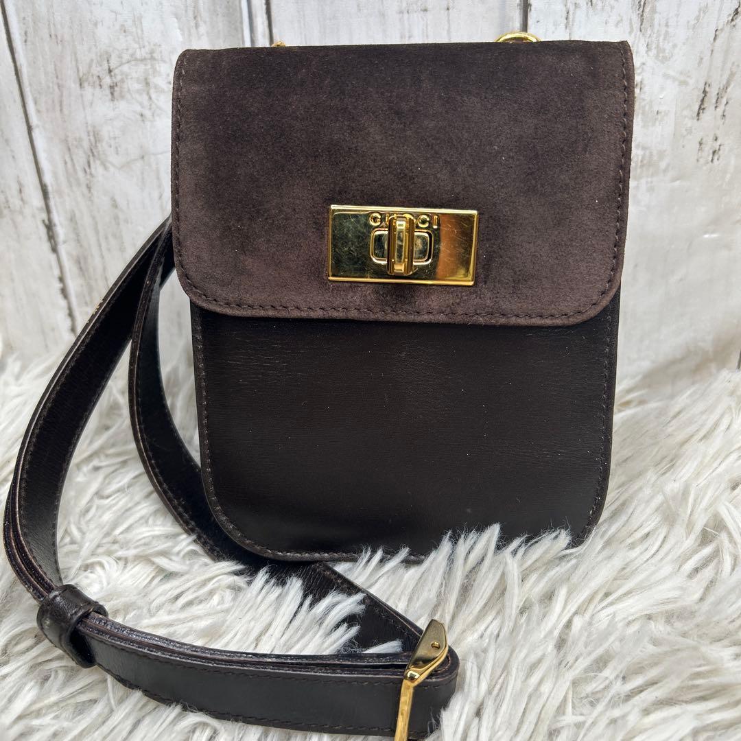 GUCCI ターンロック ウエストポーチ ウエストバッグ レザー スエード GUCCI ターンロック ウエストポーチ ウエストバッグ レザー スエード