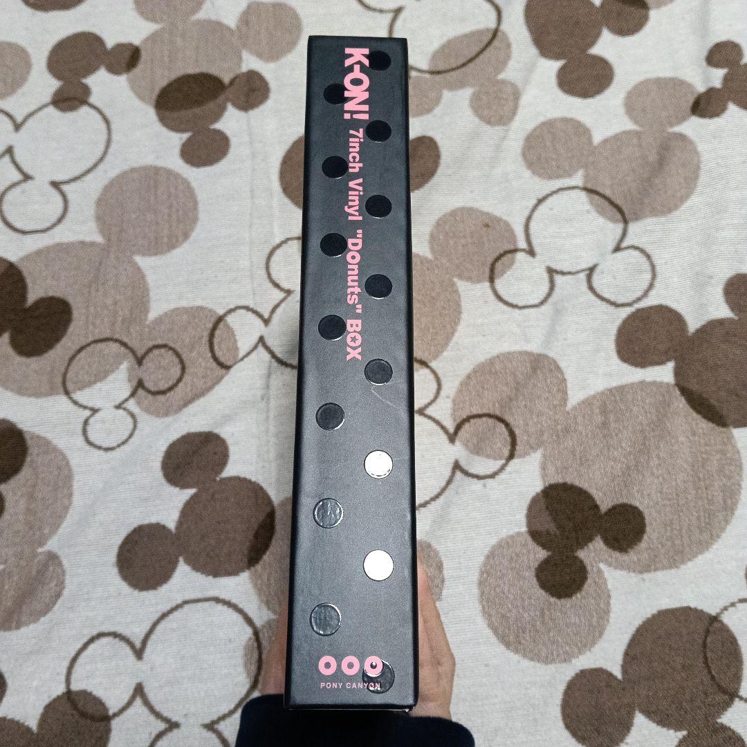 さ*ん様 K-ON! 7inch Vinyl \"Donuts\" BOX