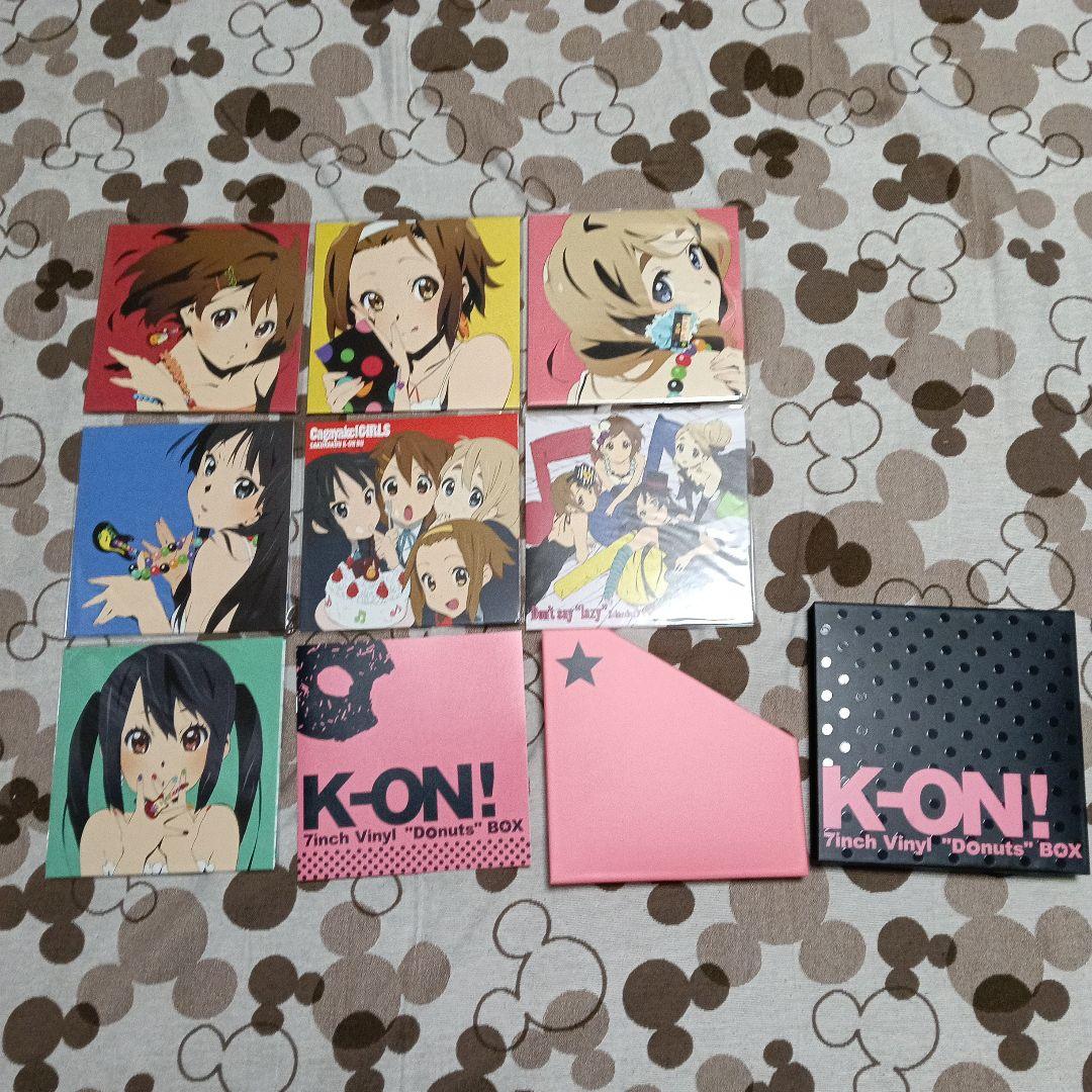 さ*ん様 K-ON! 7inch Vinyl \"Donuts\" BOX