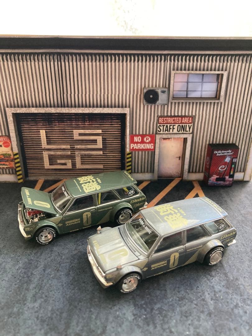 Minigt✖️街道ハウス 510ブルーバードワゴン 1/64スケールチェイス